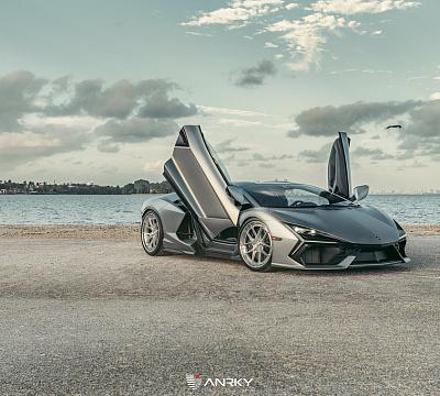 Фото дисков Anrky XR-301 на Lamborghini Revuelto
