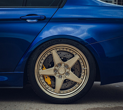 Фото дисков Anrky RS5 на BMW 3/M3 (F3x/F80)