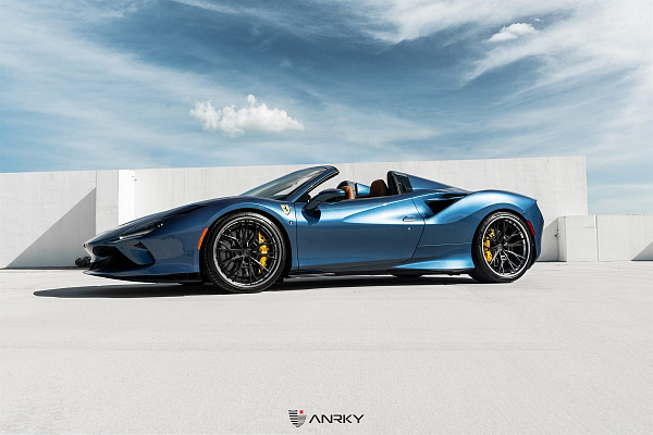 Фото дисков Anrky S3-X5 Черный сатин на Ferrari F8