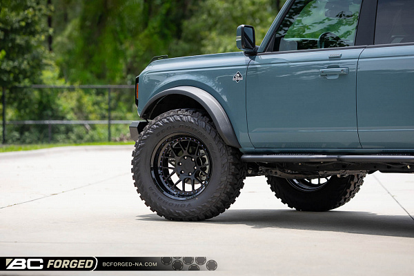 Фото дисков BC Forged LE72 // MLE72 Черный матовый на Ford Bronco