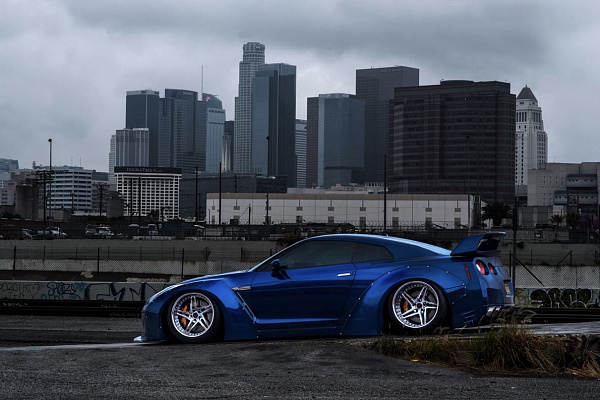 Фото дисков Savini SV71 Полированный лак на Nissan GT-R