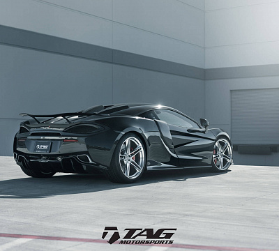 Фото дисков HRE P207 на McLaren 570S