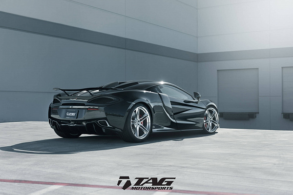 Фото дисков HRE P207 Полированный лак на McLaren 570S