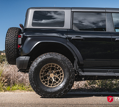 Фото дисков Vossen HFX-1 (6-Lug) на Ford Bronco