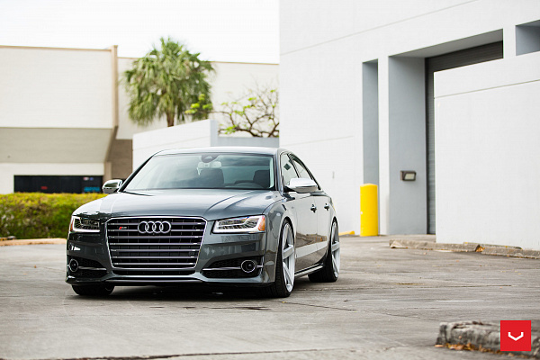 Фото дисков Vossen CV3 Серебро на Audi A/S 8 (D4)