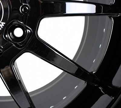 Strasse Wheels R10 Performance