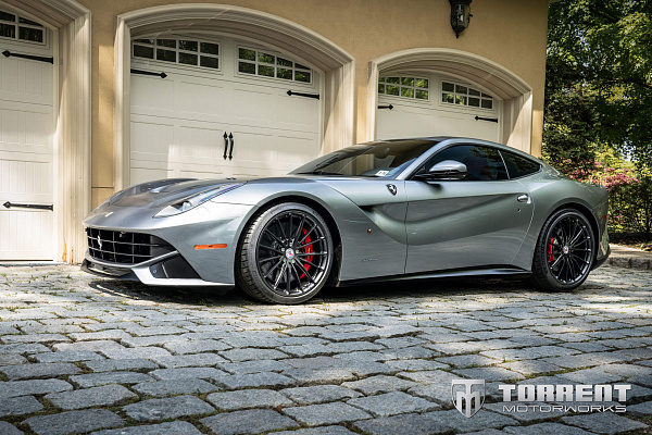 Фото дисков HRE P103 Черный сатин на Ferrari F12