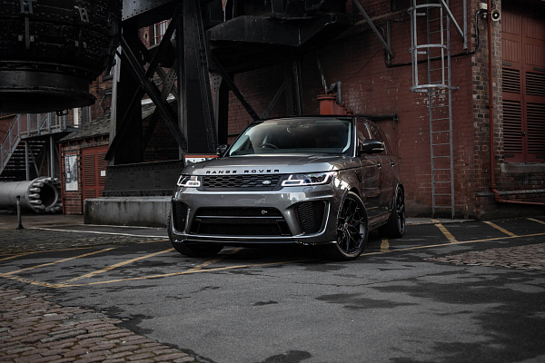 Фото дисков HRE FF10 Черный сатин на Land Rover Range Rover Sport II