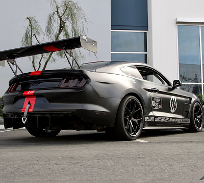 Фото дисков MRR FS06 на Ford Mustang VI