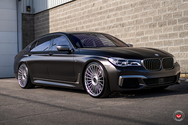 Фото дисков Vossen S17-13 Глянцевый лак на BMW 7 (G11/G12)