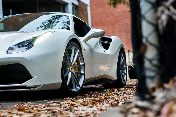 Фото дисков HRE P104 Сатиновый тонированный лак на Ferrari 488