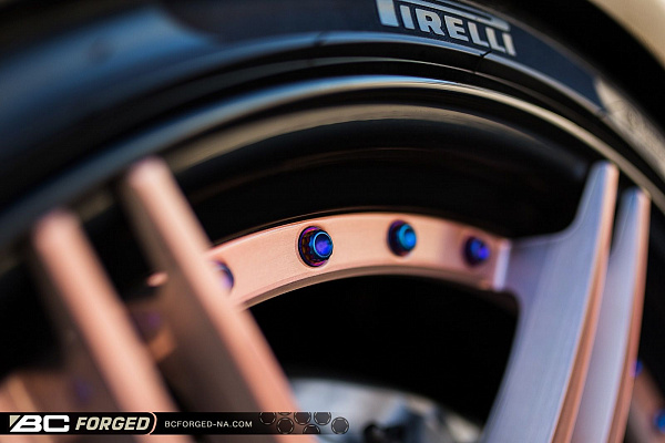 Фото дисков BC Forged HC027 Другой цвет на Porsche Panamera I