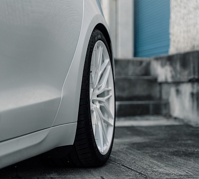 Фото дисков Anrky S1-X1 на Tesla Model S
