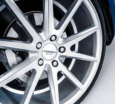 Фото дисков Vossen VFS-1 на Tesla Model 3