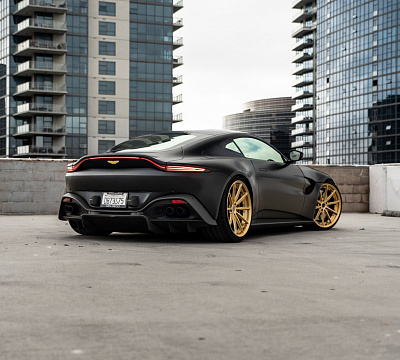 Фото дисков Brixton Forged R11-R на Aston Martin Vantage 4