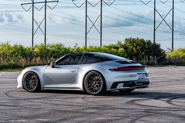 Фото дисков Anrky AN10 Глянцевый лак на Porsche 911 VIII
