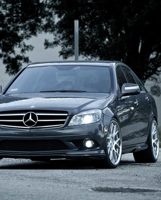 Фото дисков CV2 Серебро на Mercedes-Benz C-Class (W204)