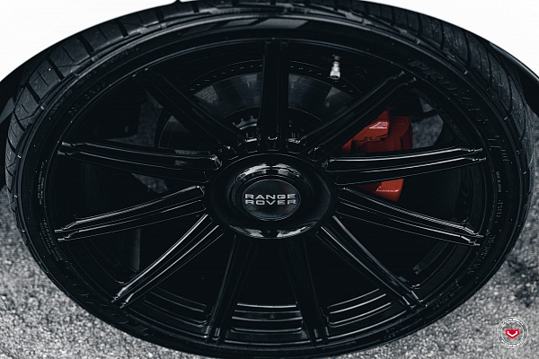 Фото дисков Vossen S17-12 Черный глянец на Land Rover Range Rover V