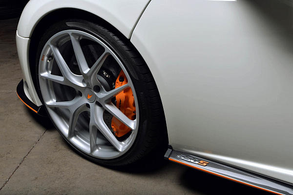 McLaren 650S