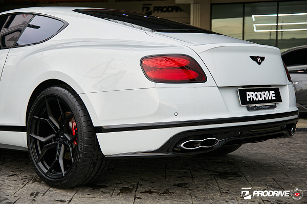 Фото дисков Vossen EVO-3 Черный сатин на Bentley Continental GT II