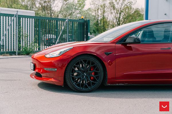 Фото дисков Vossen HF-2 Черный сатин на Tesla Model 3