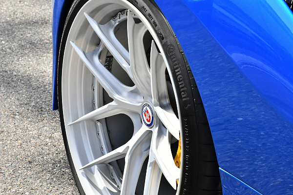 Фото дисков HRE S101SC Сатиновый лак на Ferrari F8