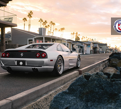 Фото дисков HRE 520 на Ferrari F355
