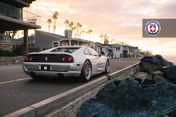 Фото дисков HRE 520 Сатиновый темный лак на Ferrari F355