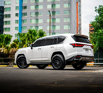 Фото дисков Vossen HFX-1 (6-Lug) на Lexus LX IV