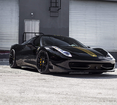 Фото дисков HRE S200 на Ferrari 458