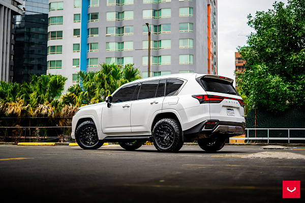 Фото дисков Vossen HFX-1 (6-Lug) Черный глянец на Lexus LX IV