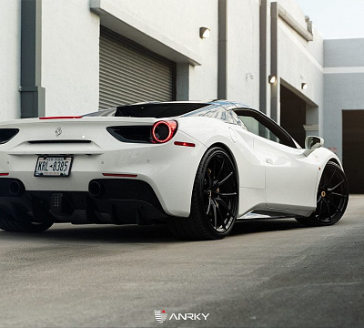 Фото дисков Anrky AN12 на Ferrari 488