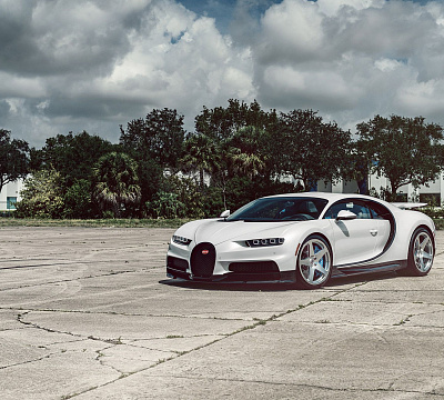 Фото дисков 1886 Wheels S005 на Bugatti Chiron