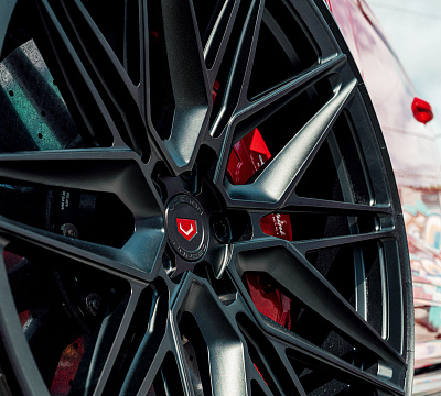 Фото дисков Vossen EVO-5 на Lamborghini Urus