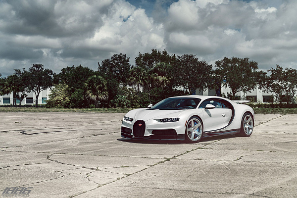 Фото дисков 1886 Wheels S005 Сатиновый лак на Bugatti Chiron