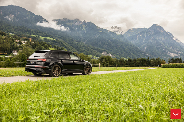 Фото дисков Vossen HF-7 Сатиновая бронза на Audi Q7 (4M)