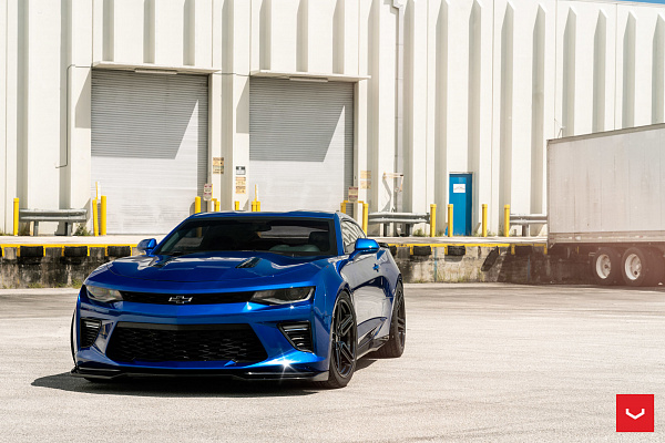 Фото дисков Vossen HF-1 Черный глянец на Chevrolet Camaro VI