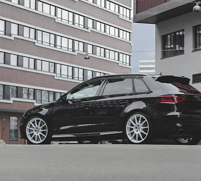 Фото дисков HRE RC103 на Audi A/S/RS 3 (8V)