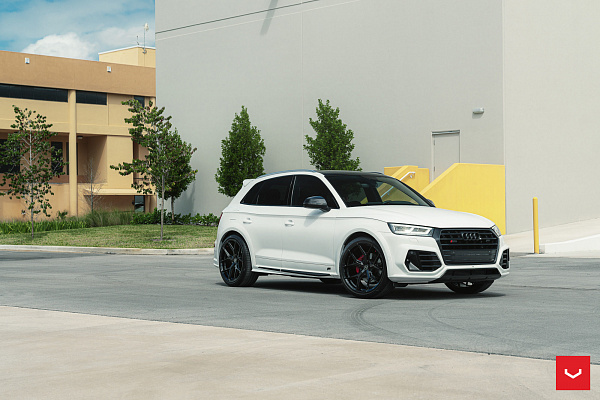 Фото дисков Vossen HF-5 Черный глянец на Audi Q5 (FY)