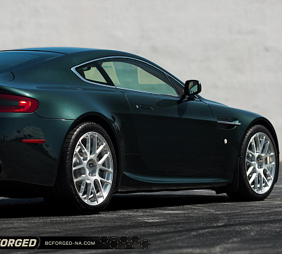 Фото дисков BC Forged RS40 на Aston Martin Vantage 3