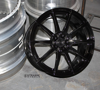 Strasse Wheels R10 Deep Concave Monoblock