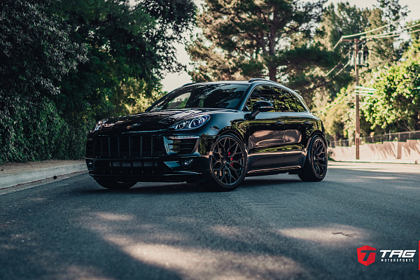 Фото дисков Vossen HF-2 Черный сатин на Porsche Macan I