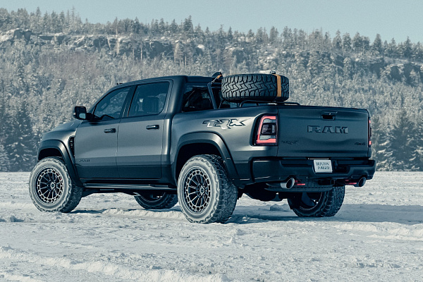 Фото дисков Brixton Forged BX03-M Черный сатин на Ram 1500 V