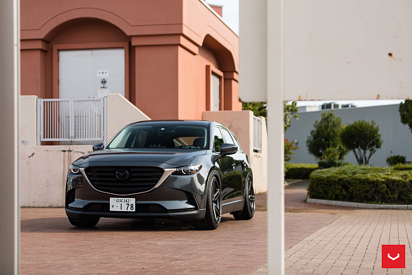 Фото дисков Vossen HF-1 Сатиновый графит на Mazda CX-9 II