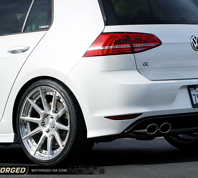 Фото дисков BC Forged HCS04 на Volkswagen Golf VII
