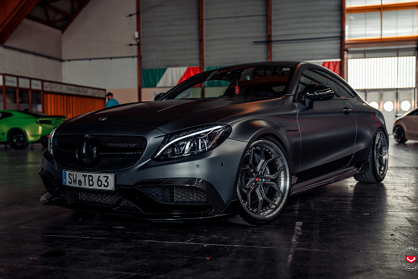 Фото дисков Vossen EVO-3 (3-Piece) Глянцевый темный лак на Mercedes-Benz C-Class (W205)