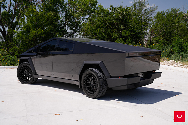 Фото дисков Vossen HFX-1 (6-Lug) Черный глянец на Tesla Cybertruck