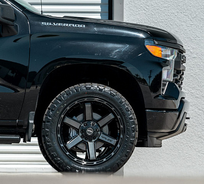 Фото дисков 4PLAY 4P63 на Chevrolet Silverado IV