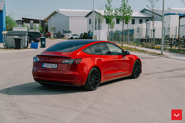 Фото дисков Vossen HF-2 Черный сатин на Tesla Model 3