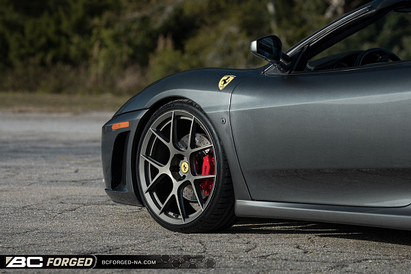Фото дисков BC Forged KL11 Глянцевый графит на Ferrari F430